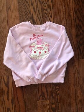 Pink graphic sweatshirt